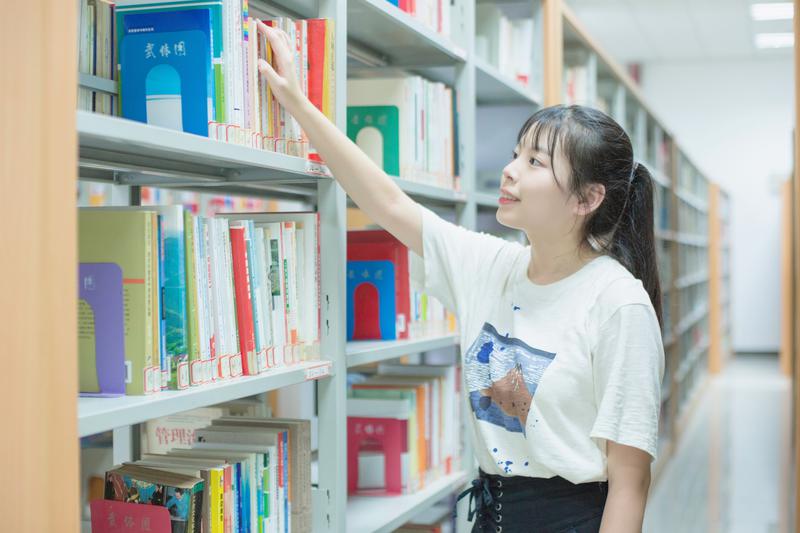 密德萨斯大学位置在哪里?密德萨斯大学怎么样?