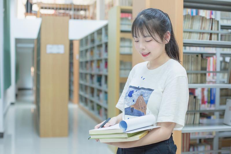 纽约州立大学石溪分校位置在哪？纽约州立大学石溪分校好不好？