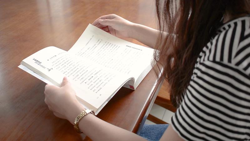 悉尼大学与悉尼科技大学哪个值得上？