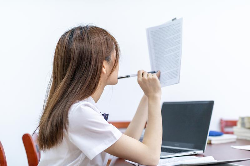 布里斯托大学和南安普顿大学哪个值得上？