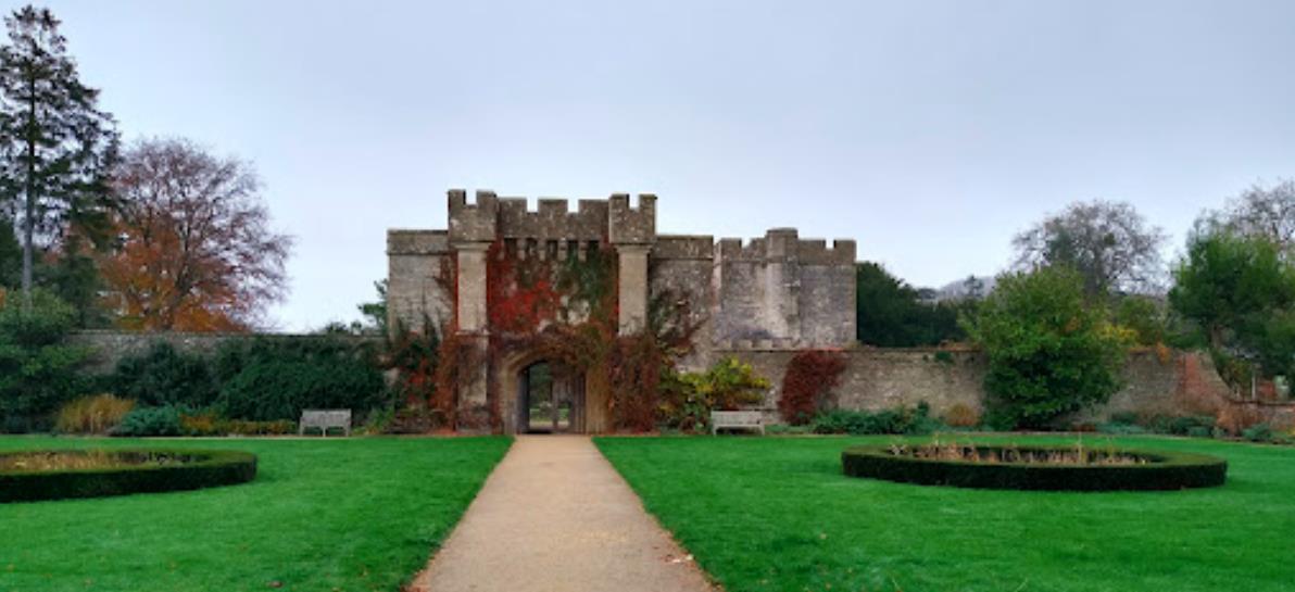 爱丁堡艺术学院留学费用人民币