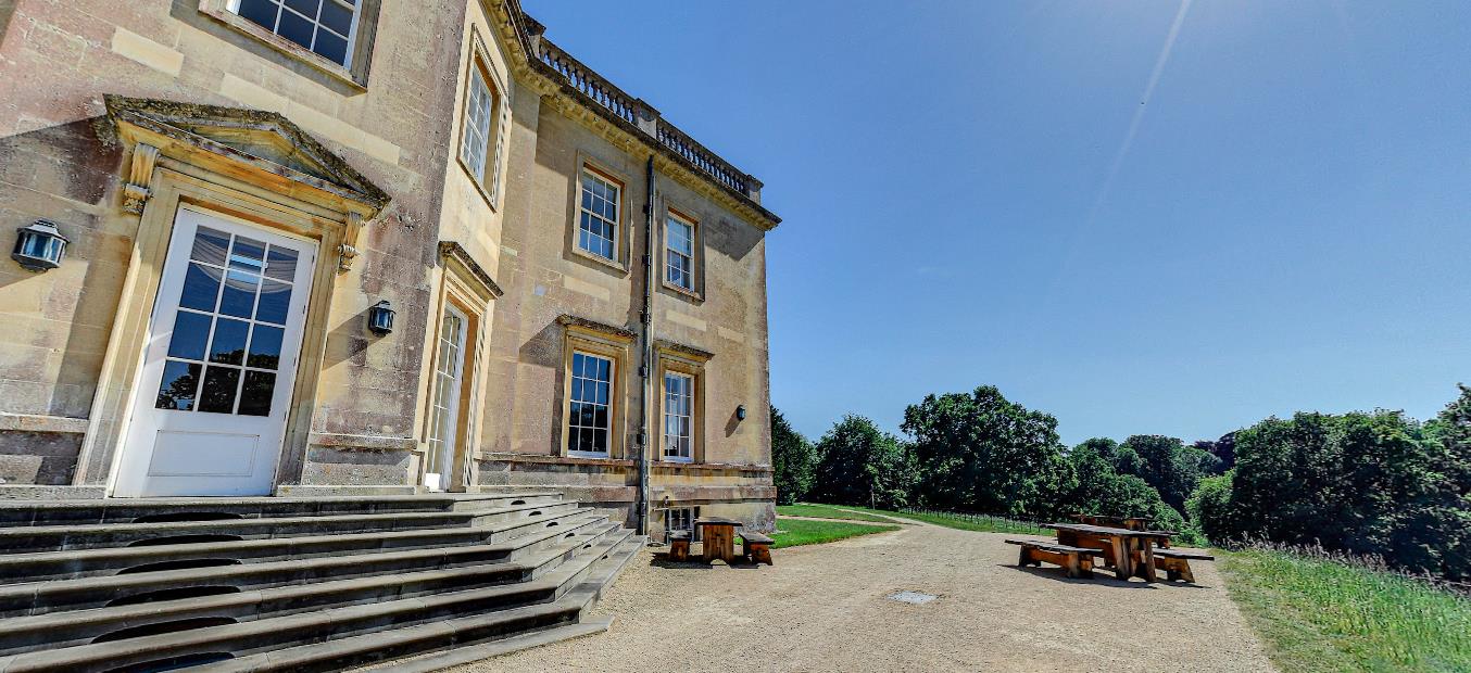 屯特大学研究生留学费用 屯特大学研究生留学费用