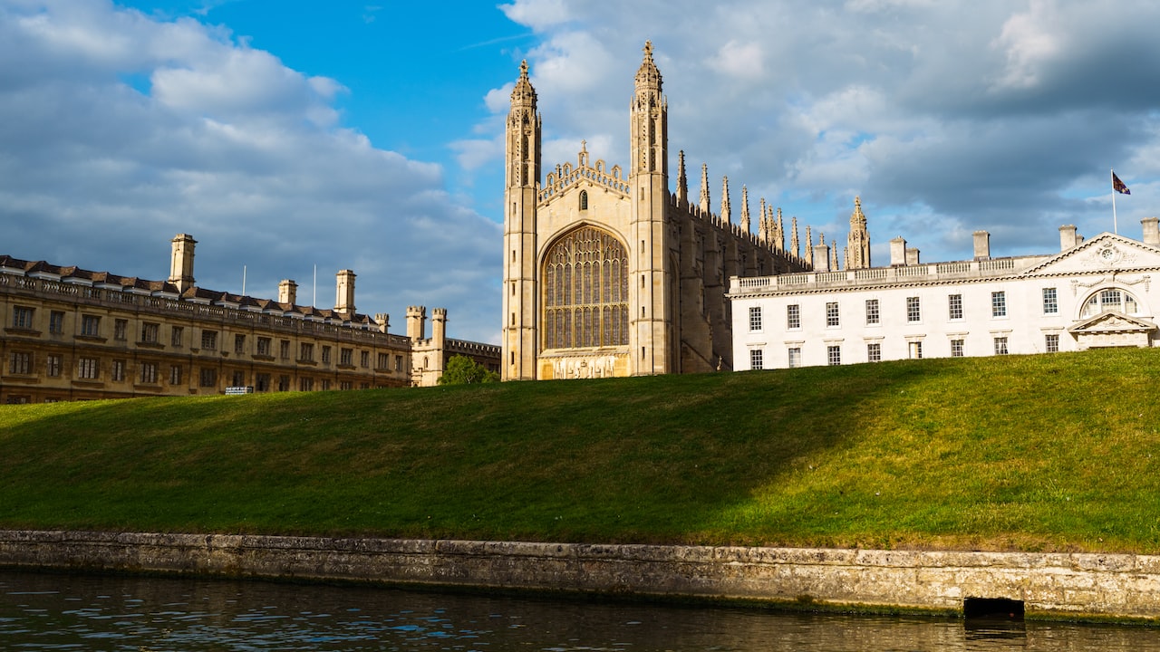 剑桥格顿学院录取要求 剑桥格顿学院录取要求