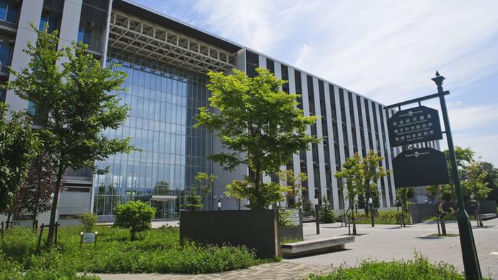 北海道大学